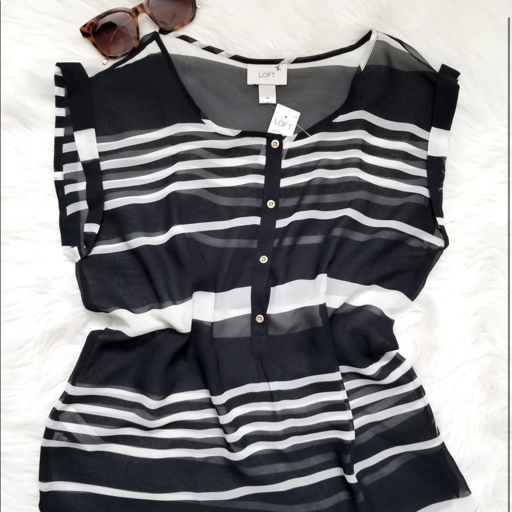 $5 FIRM LOFT Short Sleeve Striped Blouse